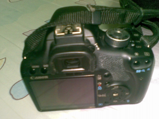 การขายกล้อง Canon 500D พร้อมเลนส์ และ กิฟ