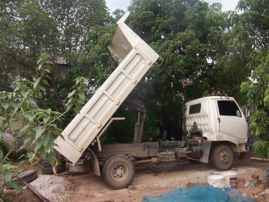 ฝากขาย 6ล้อดั้ม km777 สภาพพร้อมใช้