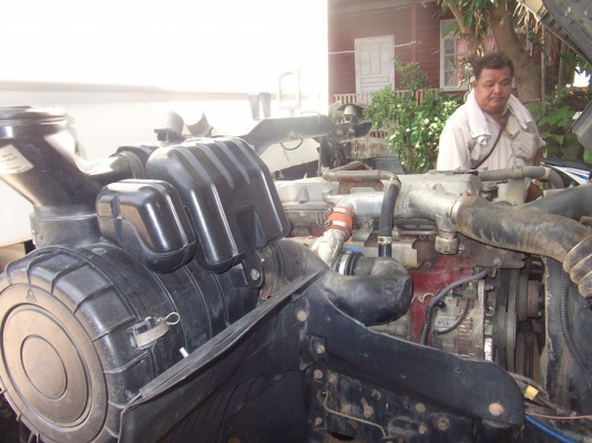 ฝากขาย 6 ล้อ ดั้ม HINO MEGA  ขอขอบคุณทีมงาน TRUCK 2 HAND ครับ