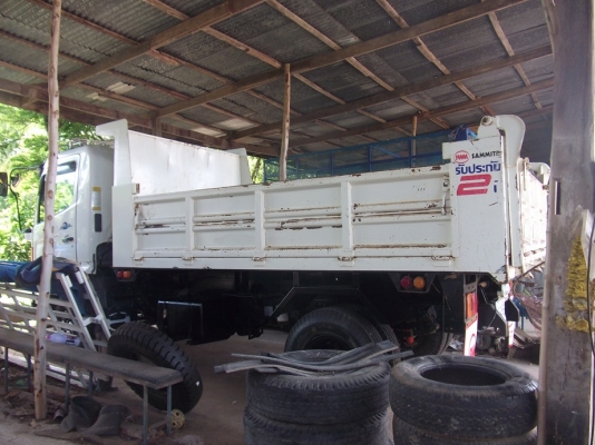 ฝากขาย 6 ล้อ ดั้ม HINO MEGA  ขอขอบคุณทีมงาน TRUCK 2 HAND ครับ
