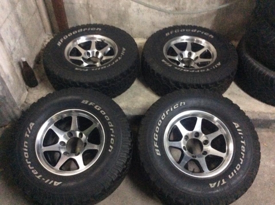 ขายล้อ ญี่ปุ่นแท้ พร้อมยาง BF ขอบ15  ยาง 31-10.5-15