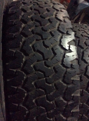 ขายล้อ ญี่ปุ่นแท้ พร้อมยาง BF ขอบ15  ยาง 31-10.5-15