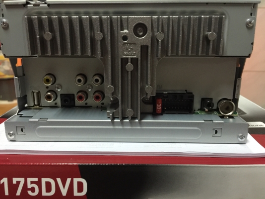 ขายวิทยุ 2 DIN PIONEER AVH-175DVD ปี 2015 ขายวิทยุ 2 DIN PIONEER AVH-175DVD ปี 2015