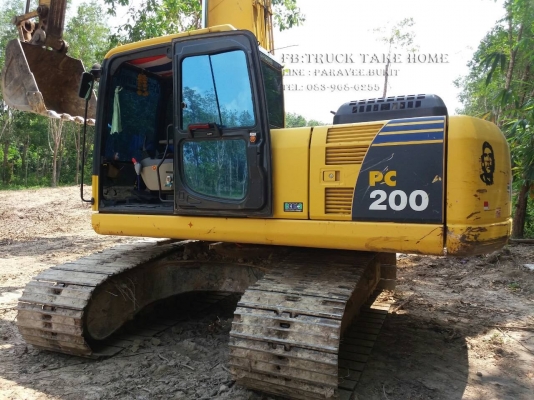 KOMATSU PC200-8