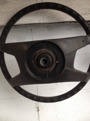 ขายพวงมาลัย Bmw 633 csi e24 2ประตู หายากกก