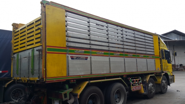 ขายรถพ่วง 24 ล้อ แม่-ลูก กระบะเนียมคอกเกษตรดั้ม อู่.ST HINO PROFIA เครื่อง.K13C-355 คอมมอน์ลเร็ว เกียร์ 7 เกียร์์ เดินหน้า  รถสวยราคาย้อม.1700000 ต่อรอง สนใจรีบจองด่วน