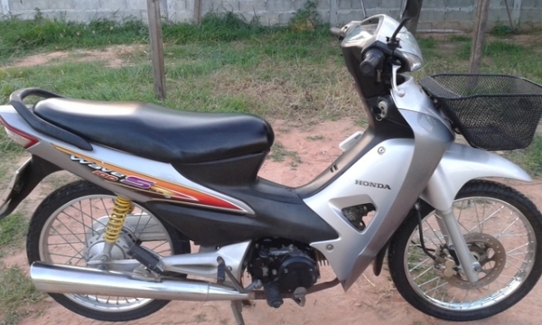 ขายเวฟ100ปี50----15500บาท