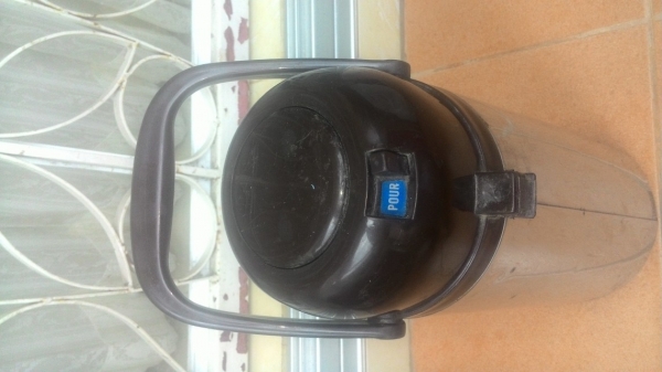 ขาย กระติกเก็บน้ำร้อน ของเก่า สะสม ตรานกยูง ใช้งานได้สภาพดี ขาย กระติกเก็บน้ำร้อน ของเก่า สะสม ตรานกยูง ใช้งานได้สภาพดี