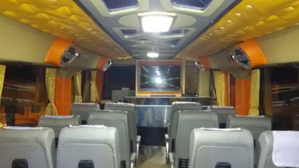 รถมินิบัส