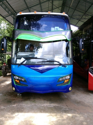 รถมินิบัส