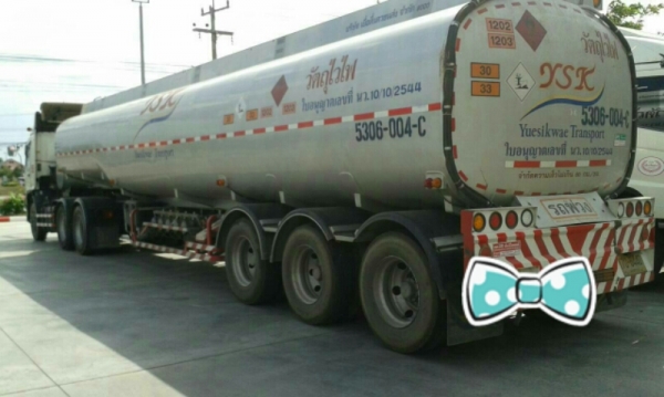 หัวลาก ฮีโน้ 380 ปี53 พร้อมหาง3เพา บรรทุกน้ำมัน 40,000ลิต สภาพดีสวยพรีอมใช้งาน หัวลาก ฮีโน้ 380 ปี53 พร้อมหาง3เพา บรรทุกน้ำมัน 40,000ลิต สภาพดีสวยพรีอมใช้งาน