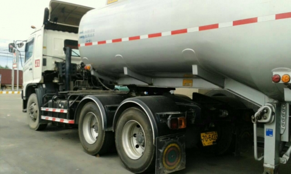 หัวลาก ฮีโน้ 380 ปี53 พร้อมหาง3เพา บรรทุกน้ำมัน 40,000ลิต สภาพดีสวยพรีอมใช้งาน หัวลาก ฮีโน้ 380 ปี53 พร้อมหาง3เพา บรรทุกน้ำมัน 40,000ลิต สภาพดีสวยพรีอมใช้งาน