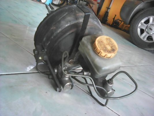 หม้อลมเบรค  ดีแม็ค