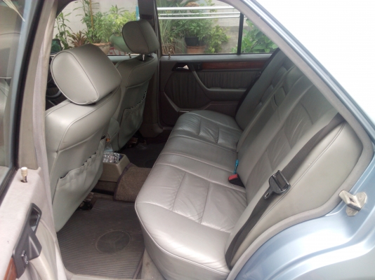 วันนี้เท่านั้นครับขาย benz 280E 1993 ตัวประกอบนอก รถสวย สภาพดี วันนี้เท่านั้นครับขาย benz 280E 1993 ตัวประกอบนอก รถสวย สภาพดี