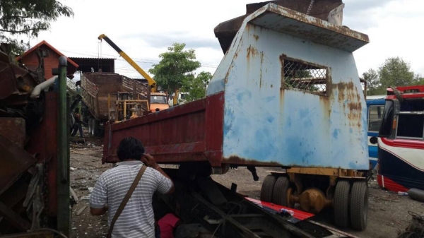 กระบะดั้ม รถ 6 ล้อ ใส่ ISUZU TL,NKR,TOYOTA 2 ใบปัด ยาว 3.60 เมตร กว้าง 1.80 เมตร กระบะดั้ม รถ 6 ล้อ ใส่ ISUZU TL,NKR,TOYOTA 2 ใบปัด ยาว 3.60 เมตร กว้าง 1.80 เมตร