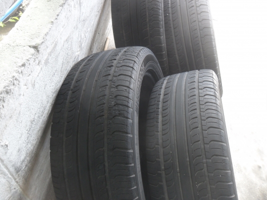 ยาง Hankok 235/50R19ปี5010 สวยๆ 4 เส้น ราคา 3500 บาท