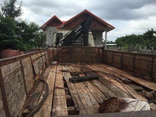 KM779ติดเครน2.5ทะเบียนพร้อมโอนครับ KM779ติดเครน2.5ทะเบียนพร้อมโอนครับ