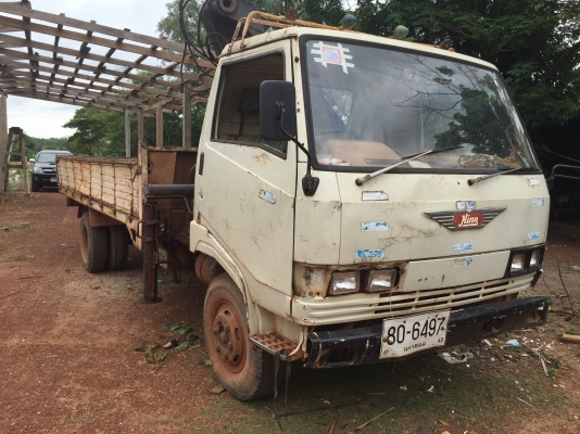 KM779ติดเครน2.5ทะเบียนพร้อมโอนครับ