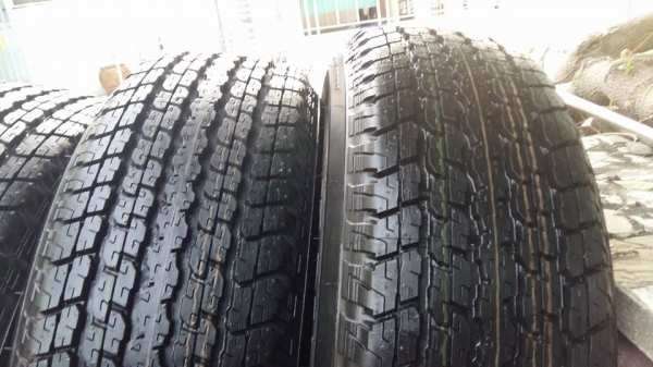ขายยางป้ายแดง Bridgestone dueler h/t 245/65r17 ยางผลิตสัปดาห์ที่27 ปี14 ตุ่มและสีที่หน้ายางมีทุกเส้นครับ ขายทั้งชุด 14,900 บาทครับ สนใจติดต่อเล็กคลองสามครับ 081-3747940 ขายยางป้ายแดง Bridgestone dueler h/t 245/65r17 ยางผลิตสัปดาห์ที่27 ปี14 ตุ่มและสีที่หน้ายางมีทุกเส้นครับ ขายทั้งชุด 14,900 บาทครับ สนใจติดต่อเล็กคลองสามครับ 081-3747940