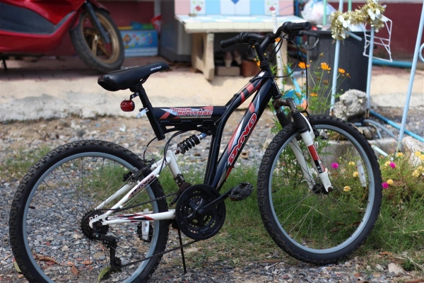 เสือภูเขา ล้อ 20 นิ้วใช้ได้ปั้นออกกำลังกาย ราคาสบาย ตามสภาพ