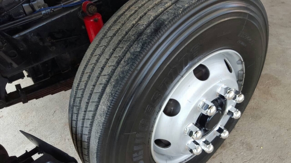 ขาย HINOFL1J 220 แรงม้า พื้นเรียบยาว 7.50 เมตร ขาย HINOFL1J 220 แรงม้า พื้นเรียบยาว 7.50 เมตร