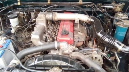 นิสสัน บิ๊กเอ็ม ฝาแดง