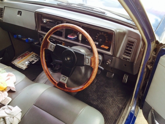 ขาย ISUZU KB พร้อมใช้ เดิมบางทั้งคันหายากสภาพนี้ ขาย 69,000 บาท ติดต่อ เอ๋ โทร.092-6356419