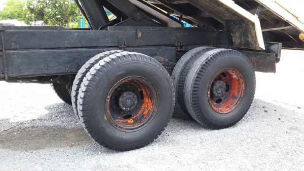 ขายรถบรรทุก 10 ล้อดั๊พม์ ยี่ห้อ MITSUBISHI รุ่น FUSO 527 เทอร์โบ TF กระบะ ดัมพ์ ของ KC.โคราช ขายรถบรรทุก 10 ล้อดั๊พม์ ยี่ห้อ MITSUBISHI รุ่น FUSO 527 เทอร์โบ TF กระบะ ดัมพ์ ของ KC.โคราช