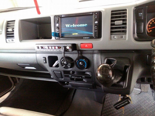 ขายรถตู้ COMMUTER