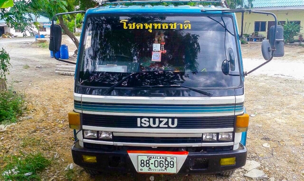 รถบรรทุก JCM วางหัวร็อค เครื่อง 6บีจี1 ที่175แรงม้า