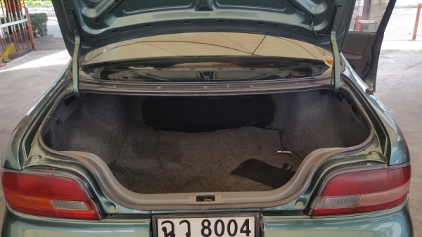 ขายนิสสันบลูเบิร์ด SSS เครื่องเดิม2.0 เกียร์ออโต้ แอร์เย็น รถสวยพร้อมใช้