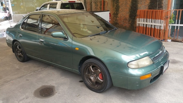 ขายนิสสันบลูเบิร์ด SSS เครื่องเดิม2.0 เกียร์ออโต้ แอร์เย็น รถสวยพร้อมใช้