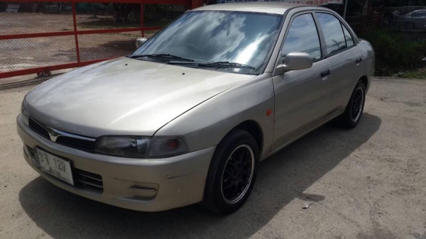 ขาย Mitsubishi lancer ท้ายเบ้นซ์ ปี 39 เกียร์ออโต้ ราคา 68,000 บาท ++++++++++ ขาย Mitsubishi lancer ท้ายเบ้นซ์ ปี 39 เกียร์ออโต้ ราคา 68,000 บาท ++++++++++
