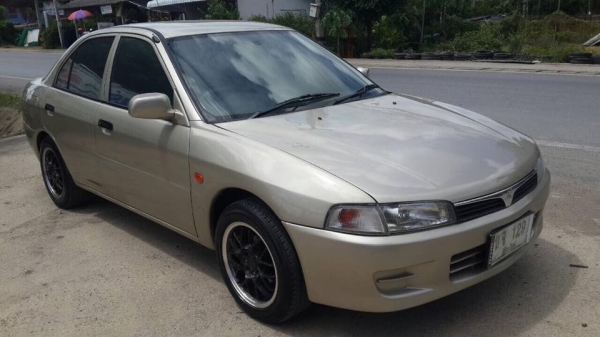 ขาย Mitsubishi lancer ท้ายเบ้นซ์ ปี 39 เกียร์ออโต้ ราคา 68,000 บาท ++++++++++