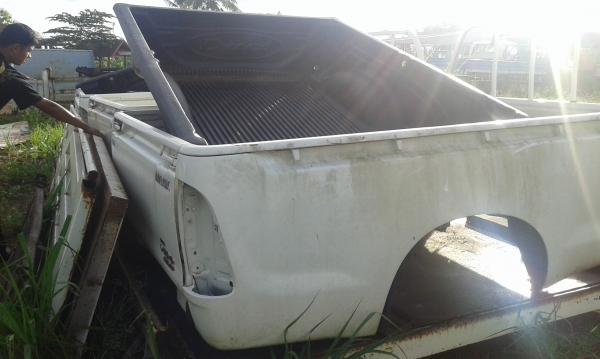 ขายกะบะ วีโก้ ของใหม่ยกลง ยังไม่ได้ใช้ มี3ชุด สภาพดี ราคาชุดละ 15,000บ ขายกะบะ วีโก้ ของใหม่ยกลง ยังไม่ได้ใช้ มี3ชุด สภาพดี ราคาชุดละ 15,000บ