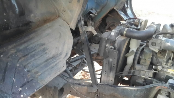 6ล้อMITSUBISHI CANTER เครื่องดี สภาพดี แชชซีสวย เอกสารพร้อมโอน 0857698049 0887115178