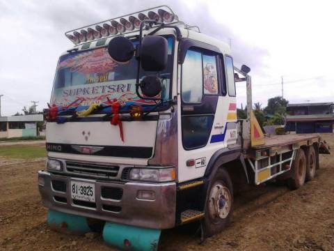 ขายรถเทนเลอร์สิบล้อ 2 เพลา HINO 227 ใส่หัวเปอร์เซียบรรทุกรถขนาด 200ได้สบายๆๆราคา 850,000
