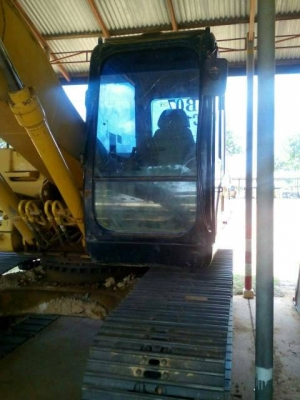 ขายรถแบคโฮ CAT 320 C 13,000ชม.รถสวยพร้อมใช้เอกสารพร้อมราคา 1,350,000