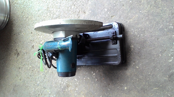 ขายเครื่องตัดเหล็ก ตัดไม้ ติดต่อ.081-427-3941