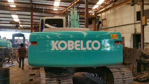 ขายรถแบคโฮ KOBELCO sk 200-6 YN-10 เล่มทะเบียนสวยพร้อมใช้ราคา 1,650,000 ขายรถแบคโฮ KOBELCO sk 200-6 YN-10 เล่มทะเบียนสวยพร้อมใช้ราคา 1,650,000