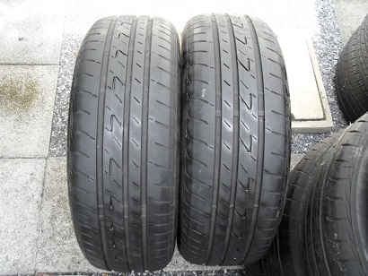 ขายยาง BRIDGESTONE ECOPIA EP200 ปี2614 (1คู่) 215-60-16 ราคา 2,000