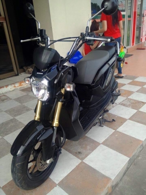 Honda Zoomer X ตัว TOP สุด ปี 2556 รุ่นคอมบายเบรค รถสวยหล่อเว่อร์ เท่ห์เนี๊ยบจริงๆ Honda Zoomer X ตัว TOP สุด ปี 2556 รุ่นคอมบายเบรค รถสวยหล่อเว่อร์ เท่ห์เนี๊ยบจริงๆ