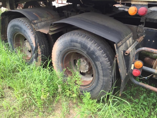 (18ล้อ)..10ล้อหัวลาก 250 แรง 2 เพลาและหางพื้นเรียบยาว 12 ม 2 คาน รถสวยสภาพดีมาก เดิมๆสวย รถห้างแท้