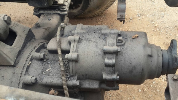 ขายด่วนช่วงล่าง ISUZU ROCKY 240 สองเพลา ขายด่วนช่วงล่าง ISUZU ROCKY 240 สองเพลา