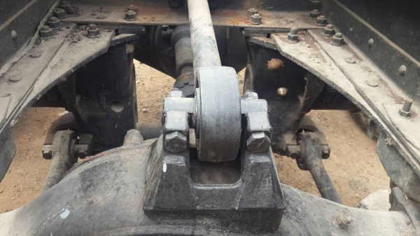 ขายด่วนช่วงล่าง ISUZU ROCKY 240 สองเพลา ขายด่วนช่วงล่าง ISUZU ROCKY 240 สองเพลา