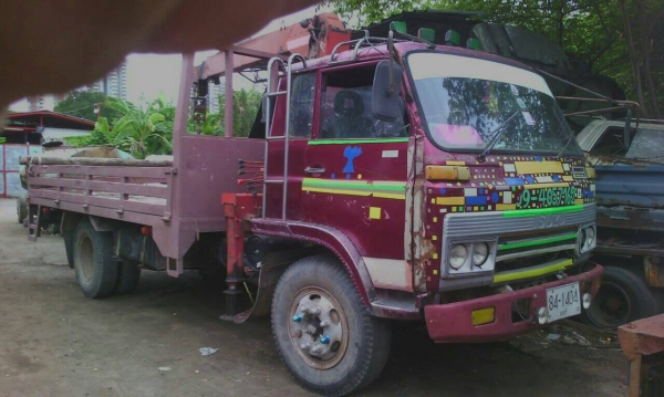 6ล้อISUZU JCM ยาว 5.5 ม. (เครื่อง185แรง 6BF)เครน 3ตัน สามปอก สองชัก พวงมาลัยพาว์เวอร์ ช่วงล่างใหญ่ ขาย 360,000 (ศุภากร 081-4252943)