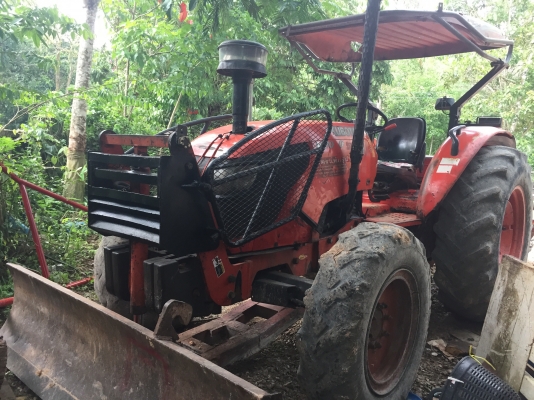 รถไถคูโบต้า7040  ติดต่อ080-1405528