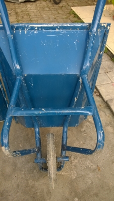 ขายรถเข็นปูน