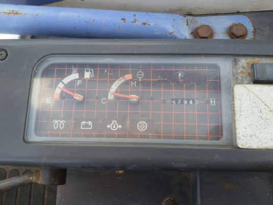 ขายแบคโฮ MITSUBISHI MM30 CR-2