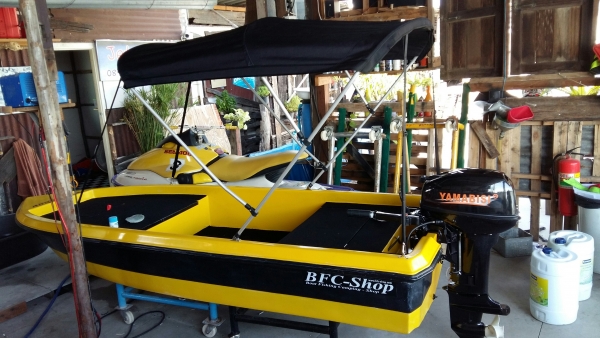 ขออนุญาติขาย....  เรือไฟเบอร์ 11 ฟุต ค่าย BFC. เครื่อง ยามาบิชิ 15 แรงหางสั้น + ถังน้ำมันใหม่ + หลังคาใหม่คับ ( เรือ และ เครื่อง สภาพนางฟ้าเลย )  " ราคา 55,555 บาท "  เติมน้ำมันซิ่งได้เลย.....  สนใจติดต่อ 0891624420 ID.  jdedd38